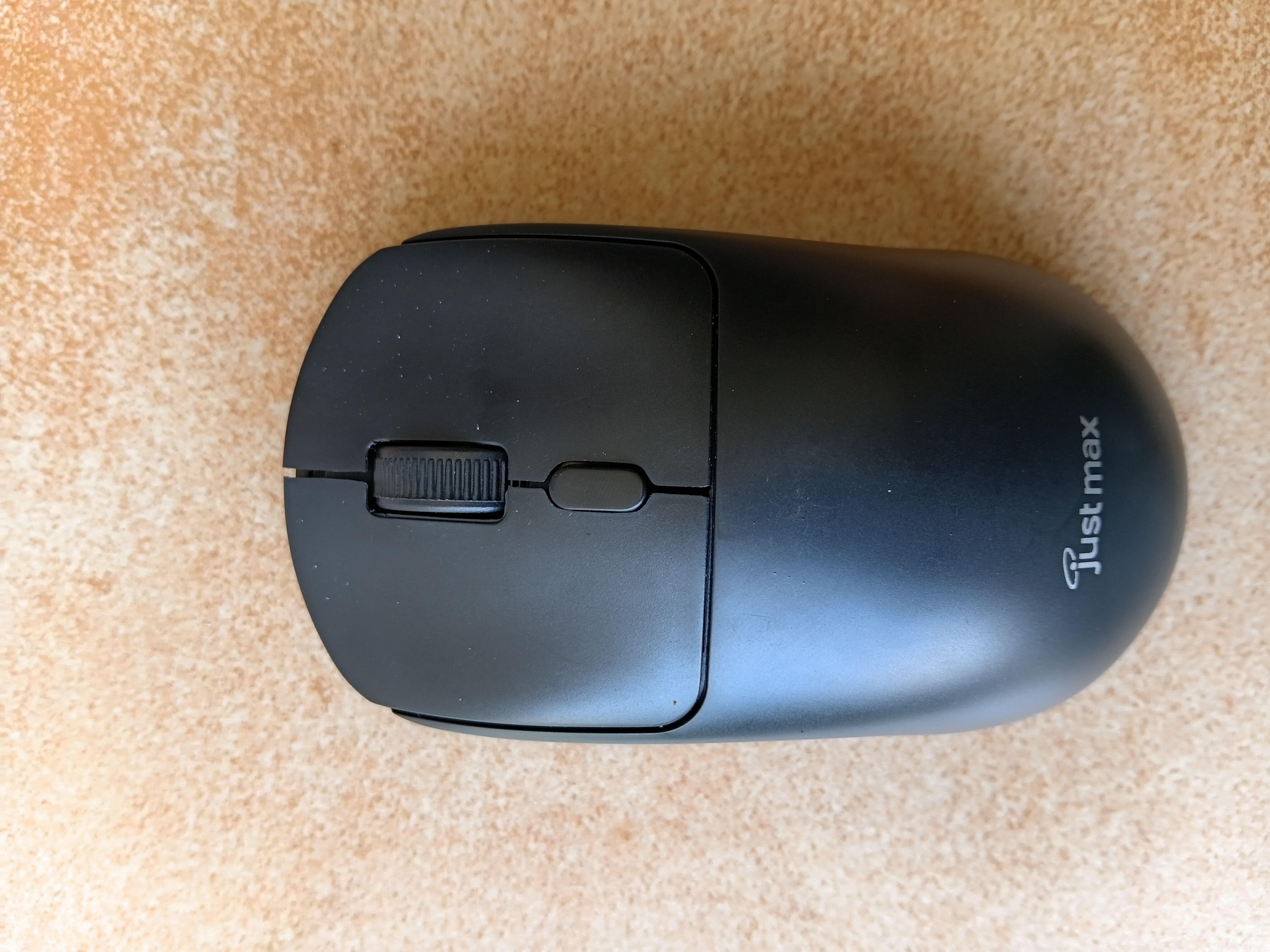 Just max optical wireless 2.4GHz mouse, black.