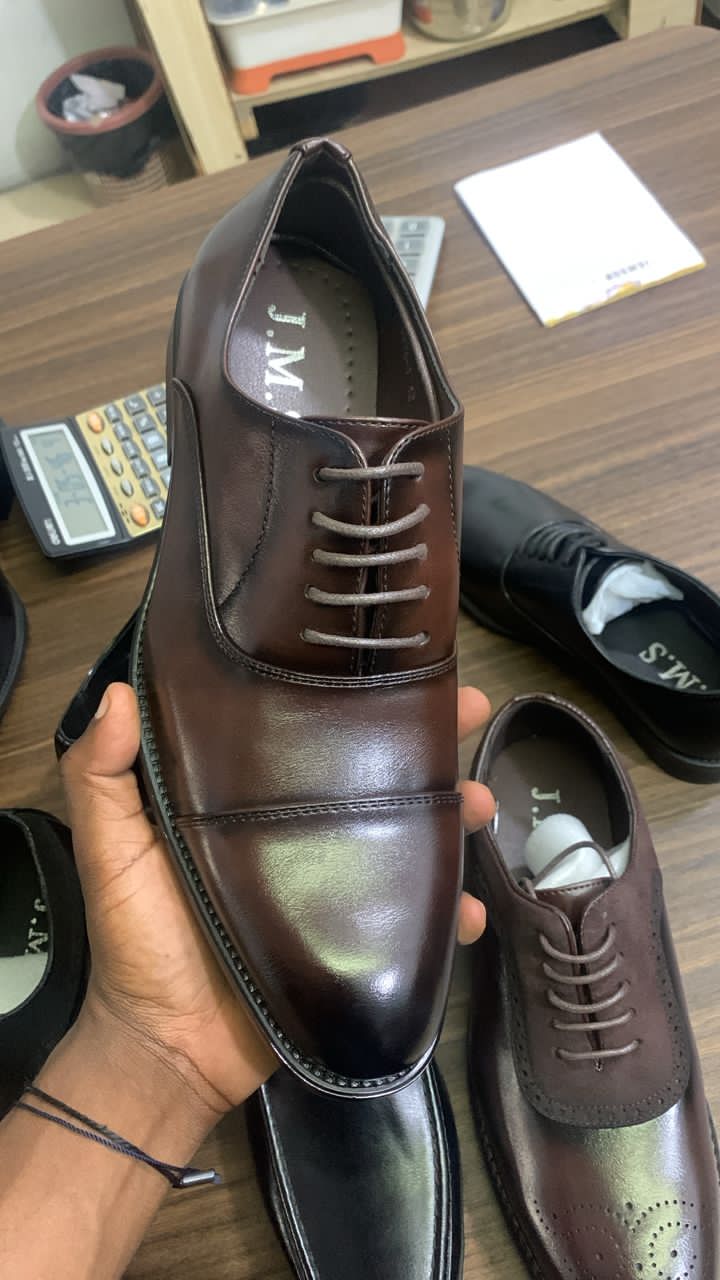Shoe