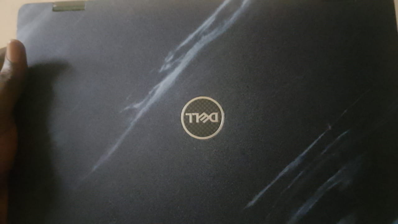 Dell i7 11th gen 16GB RAM